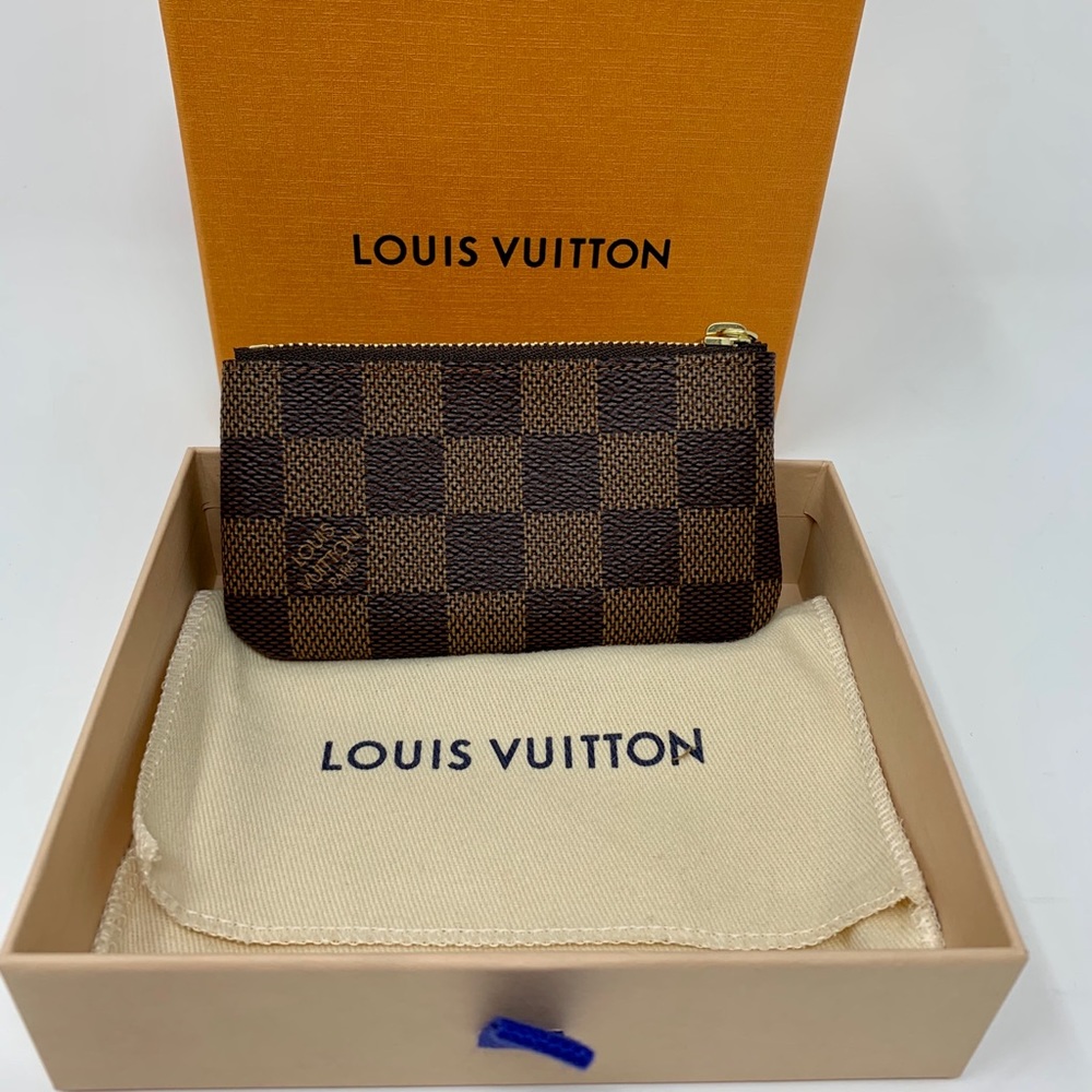Louis Vuitton Damier Ebene Key Pouch - Picture 10 of 10